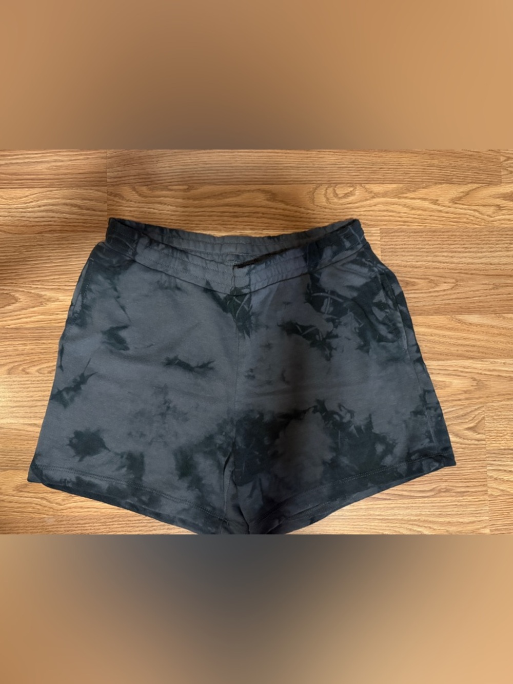 Women’s Sz XL Member's Mark Tie Dye Relaxed Fit Shorts (black/gray)